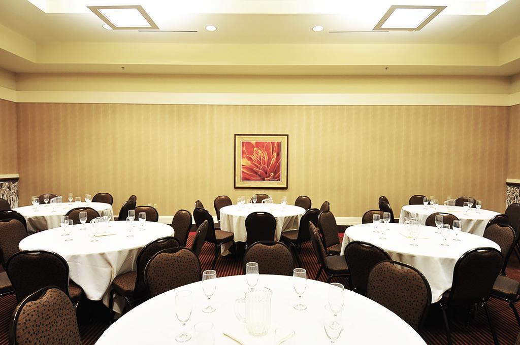 Overton Hotel&Conference Center Lubbock Buitenkant foto